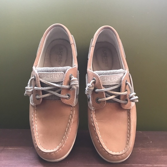 Sperry Topsiders - Picture 1 of 3
